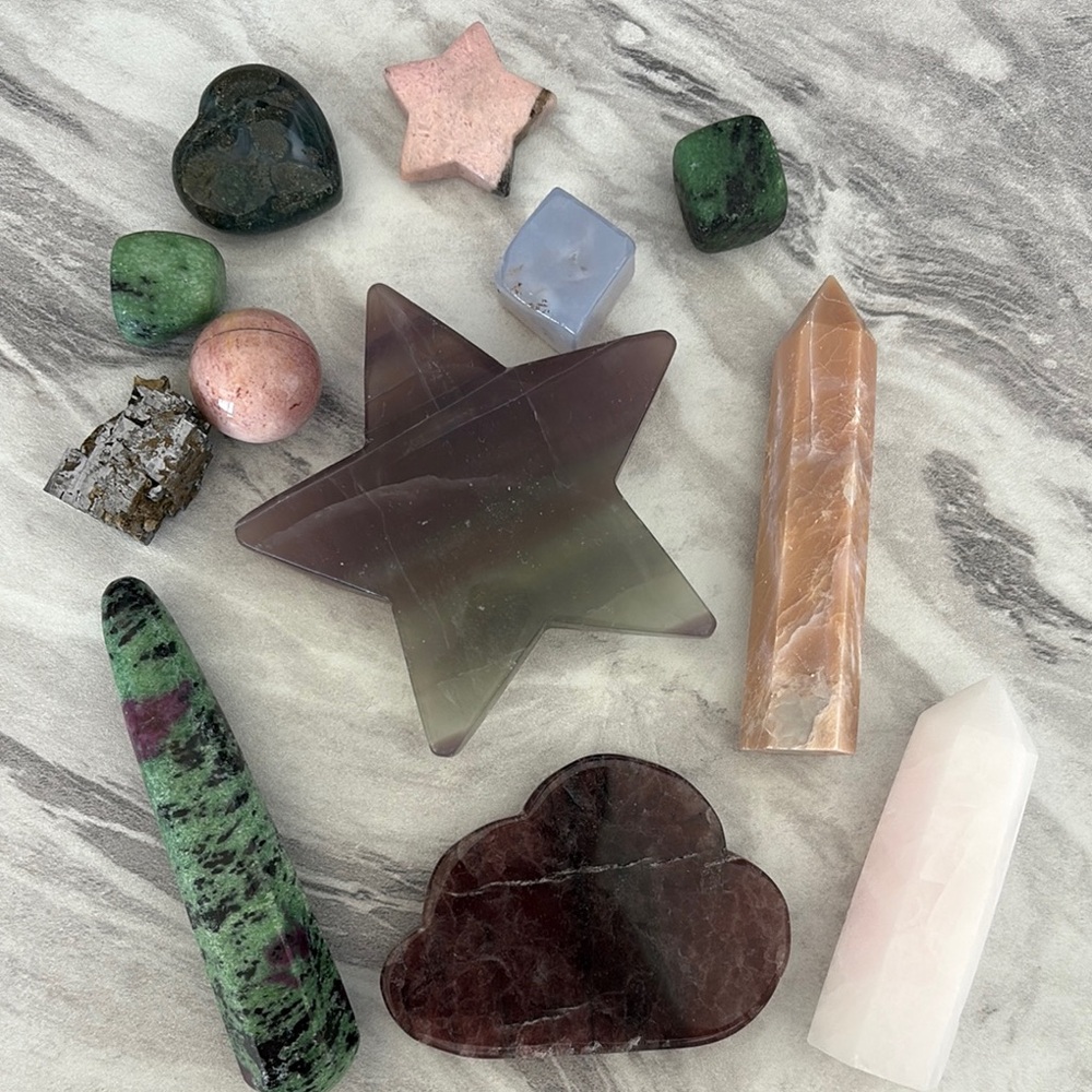 12-Piece Healing Crystal Bundle for Heart & Mind Balance